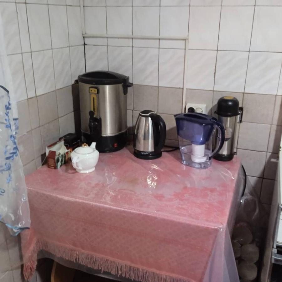 Garden Hotel And Hostel Bishkek Bagian luar foto