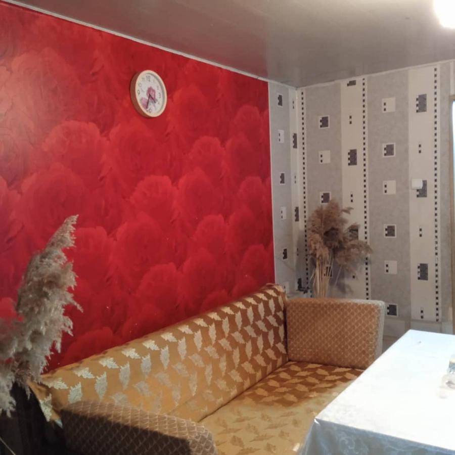 Garden Hotel And Hostel Bishkek Bagian luar foto