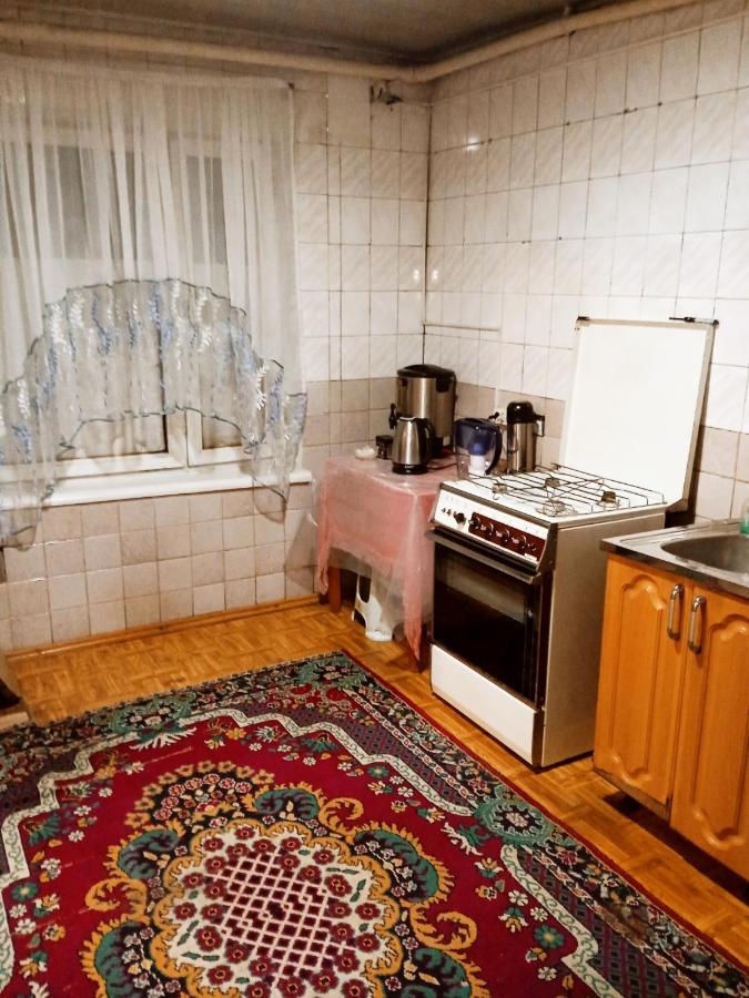 Garden Hotel And Hostel Bishkek Bagian luar foto