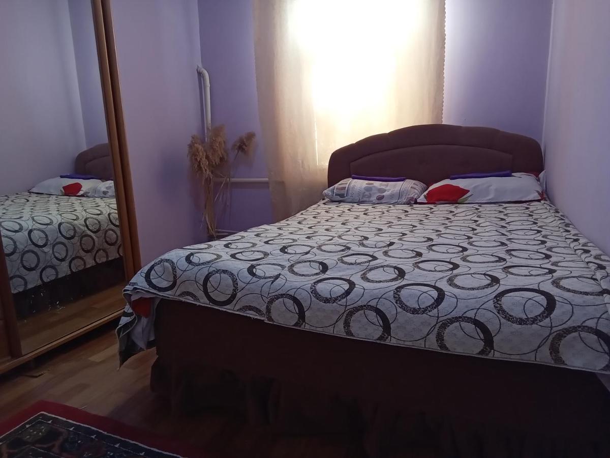 Garden Hotel And Hostel Bishkek Bagian luar foto